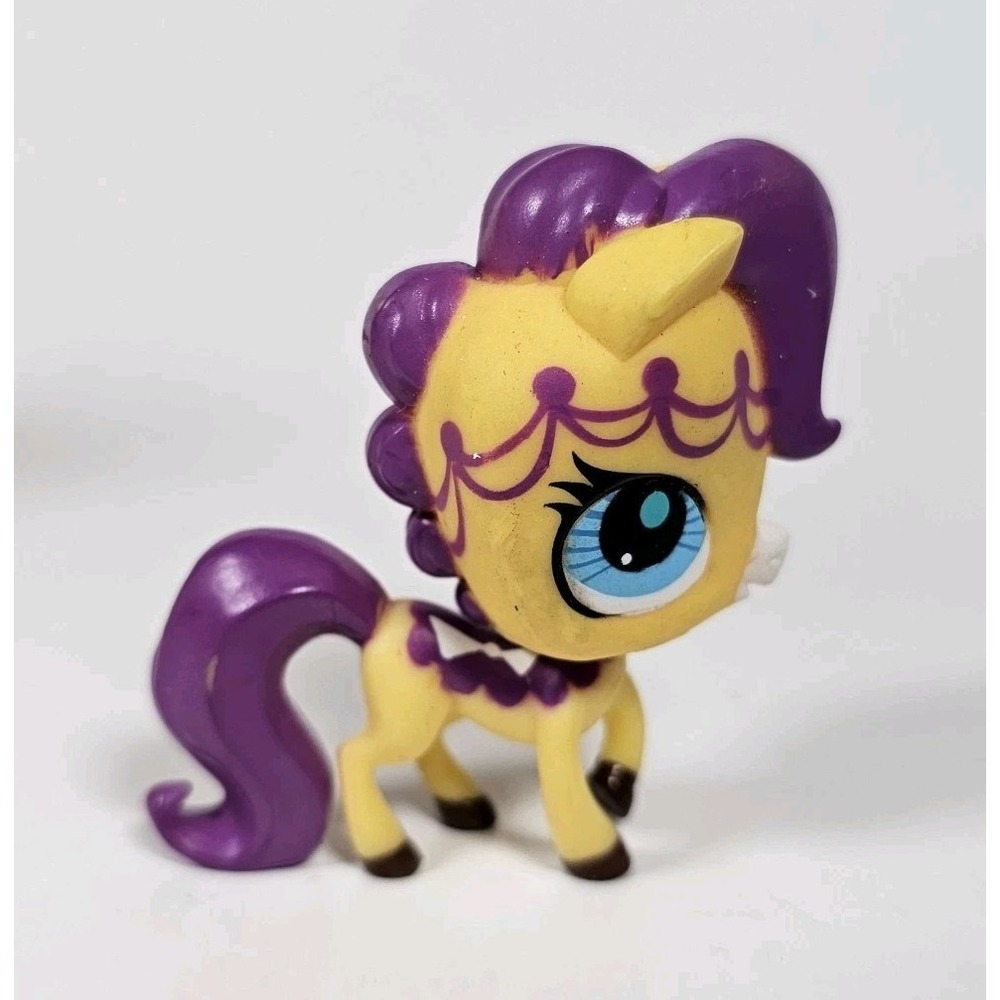 LITTLEST PET SHOP LPS SWEET DELIGHT PONY HORSE YELLOW/PURPLE BLUE EYES #3027